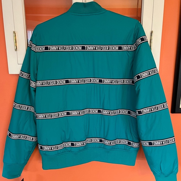 Tommy Hilfiger mens logo jacket - Picture 2 of 5